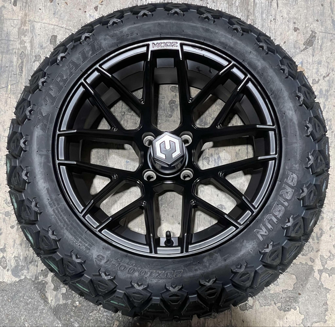 Picture of MODZ® MAG WHEEL Series K11 - Matrix - OFF ROAD 23X10-15" FULL MATTE BLACK WITH MODZ® LOGO (15x7")