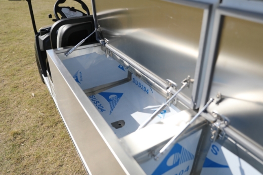 Picture of LV TONG LT-A827.PC 2 SEAT ELECTRIC FOOD AND BEVERAGE CART