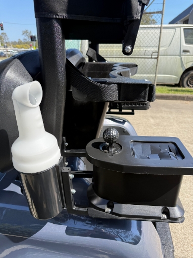 Picture of MARSHELL 2 Seater Fleet Golf Cart, Marxon 51.2V 80AH Lithium Battery, 5KW AC Motor, 450A Controller, 20A On Board Smart Charger, 18*8.5-8 Steel Rim, Rear Mechanical Drum Brake with EMB Park Brake, 4" LCD Gauge, USB + USB 'C' Port, 2x Sand Bottles, Club & Ball Washer, Cooler & Golf Bag Cover.